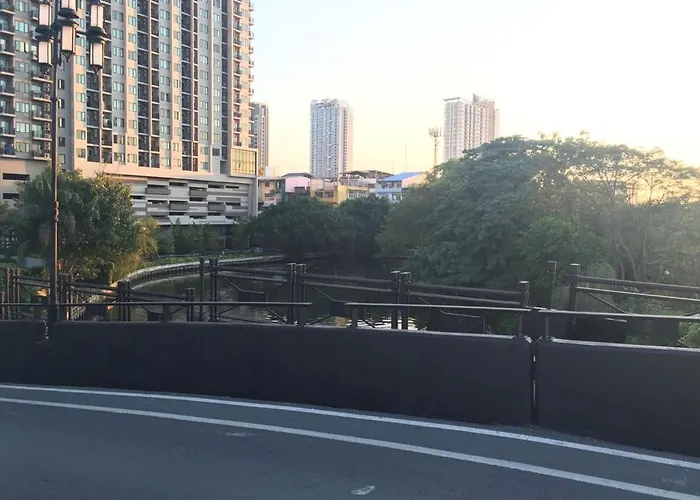 公寓 Modern 1br Near Bts On Nut With Pool, Gym & Habito Mall 曼谷